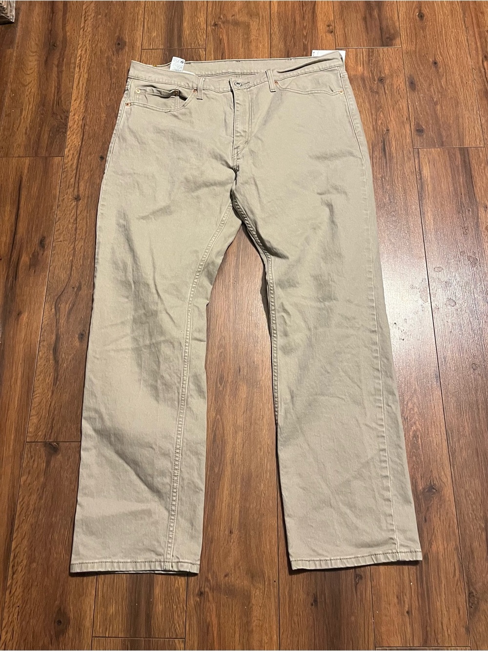 Levi's 559 relaxed Tan Straight-Leg Jeans with Signature Patch 38x32